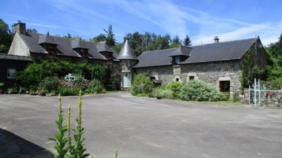 Le Petit Chateau Noyal-Pontivy 外观 照片