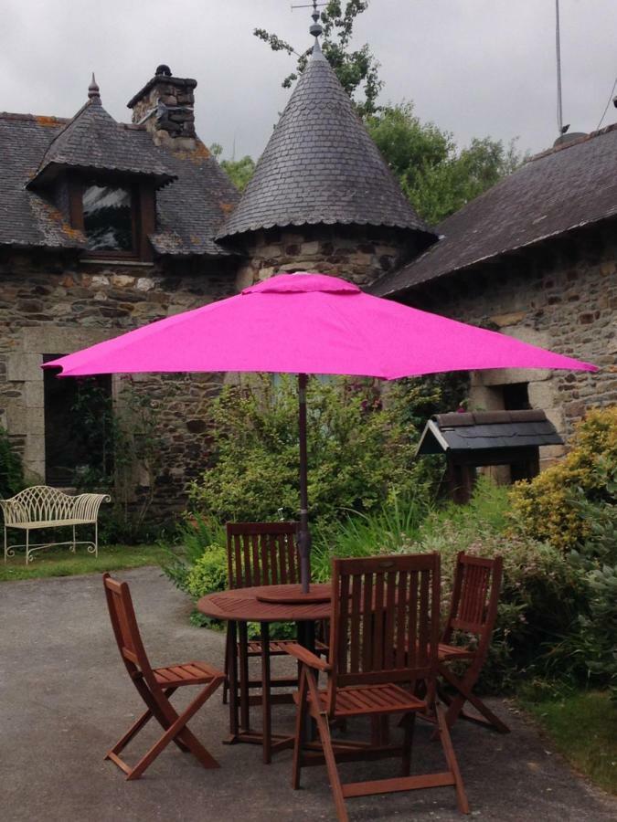 Le Petit Chateau Noyal-Pontivy 外观 照片